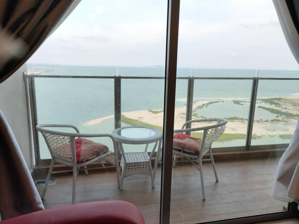 Silverscape Residences By Nestcove Malacca Eksteriør bilde